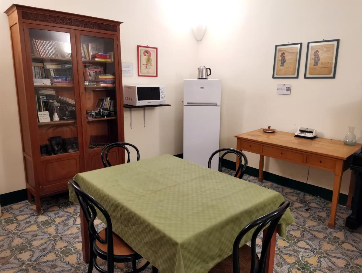 Hotel Novecento à Trapani Extérieur photo